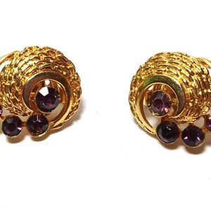 VTG. Signed TRIFARI Brutalist Amethyst Glass Stone Clip On Statement Earrings